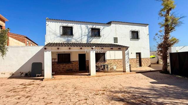 Casa / Chalet en Albox, alquiler