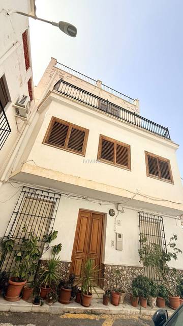 Casa de pueblo en Macael, venta
