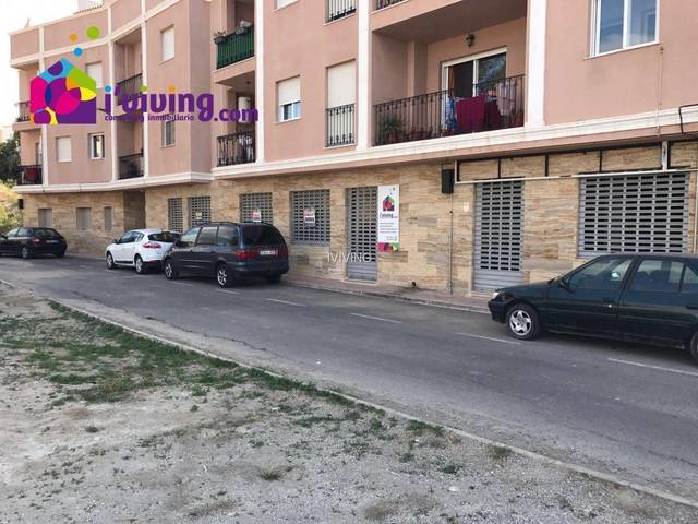 Local comercial en Albox, La Loma, alquiler
